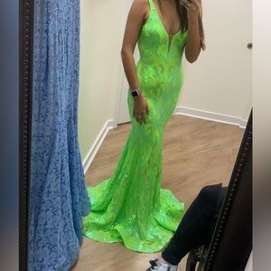 Jovani Size 2